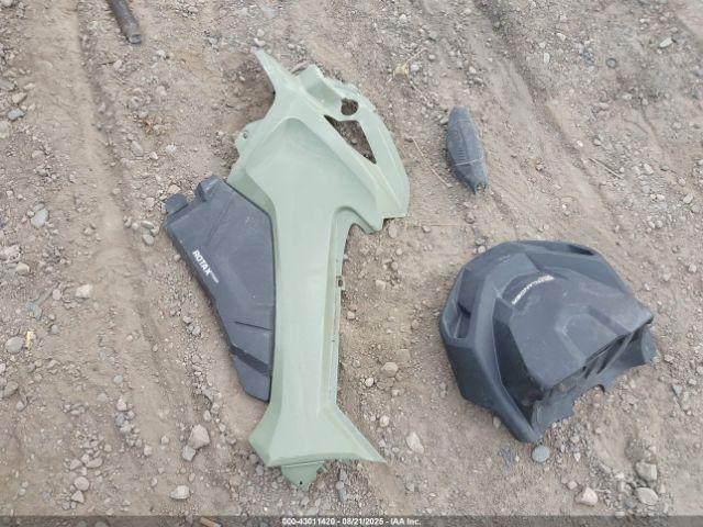 Can-Am Outlander Max Image 12