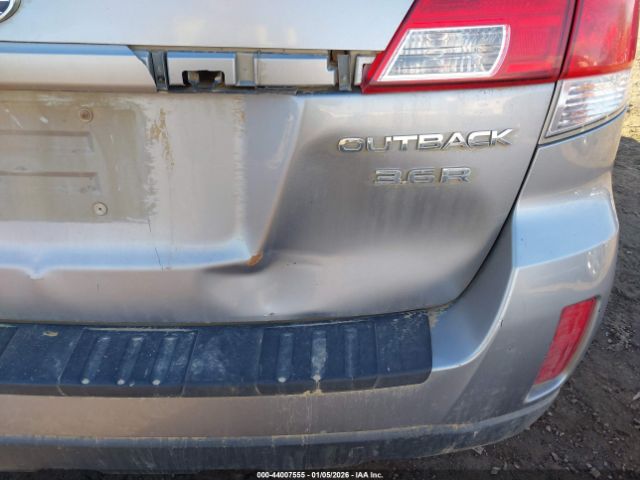 Subaru Outback 3.6r Premium Image 12