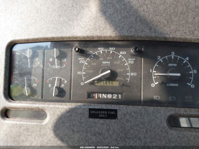 Ford F-530 Super Duty Image 14