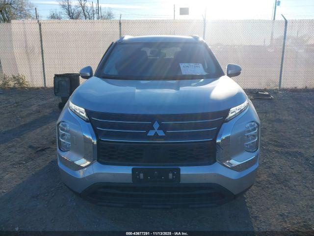 Mitsubishi Outlander Es 2.5 S-awc Image 9