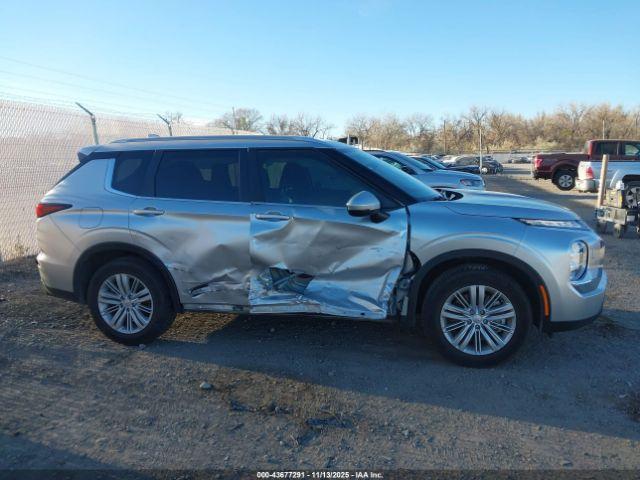 Mitsubishi Outlander Es 2.5 S-awc Image 10