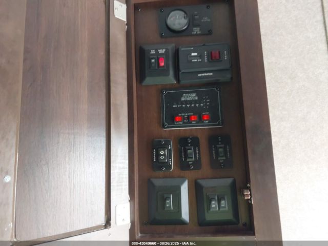 Jayco Talon Toy Hauler Ser Image 6