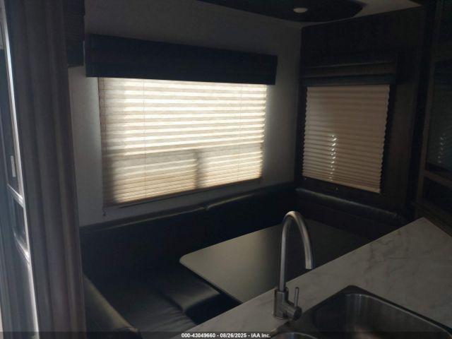 Jayco Talon Toy Hauler Ser Image 8