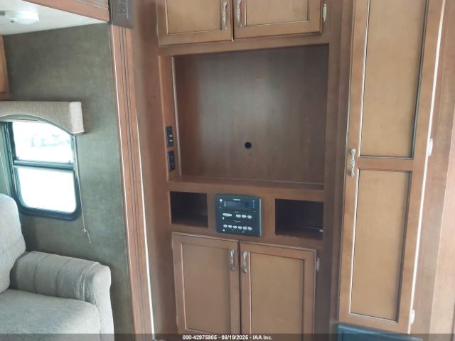 Heartland Sundance Xlt Series Image 10