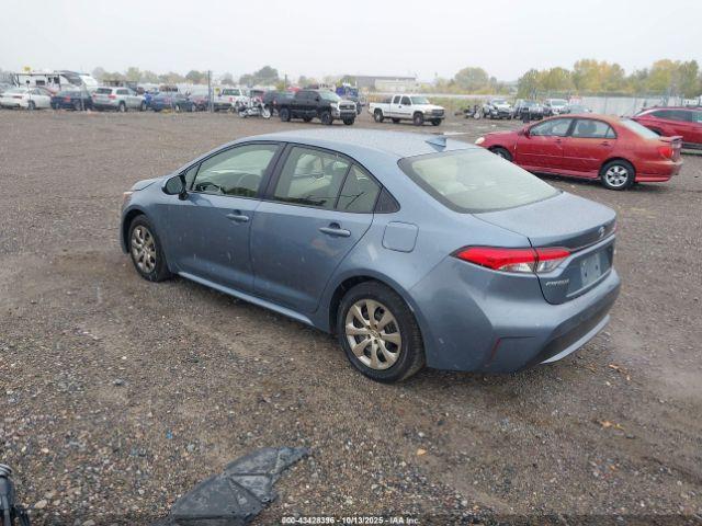 Toyota Corolla Le Image 4