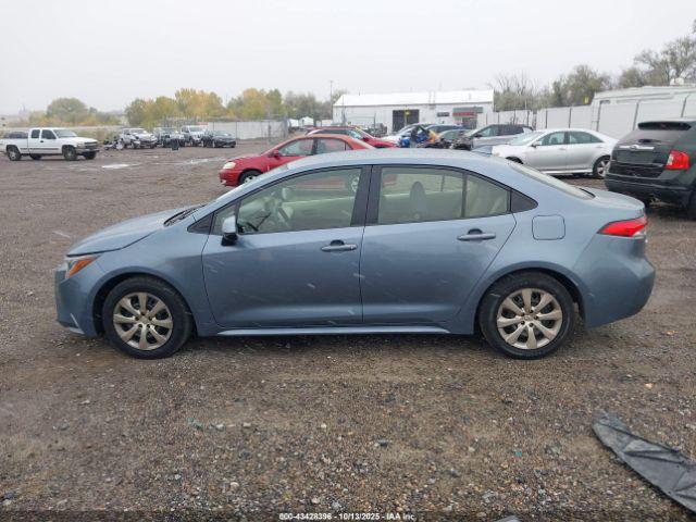 Toyota Corolla Le Image 11