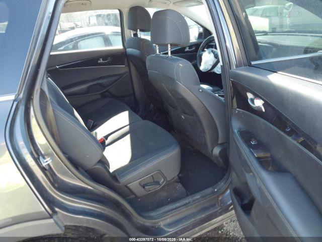 Kia Sorento 3.3l Lx Image 12