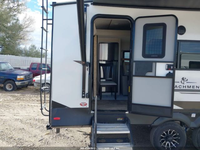 Forest River Chaparral Lite Clf235rk Image 8