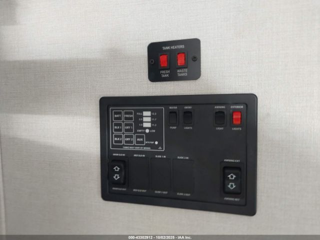 Forest River Chaparral Lite Clf235rk Image 5