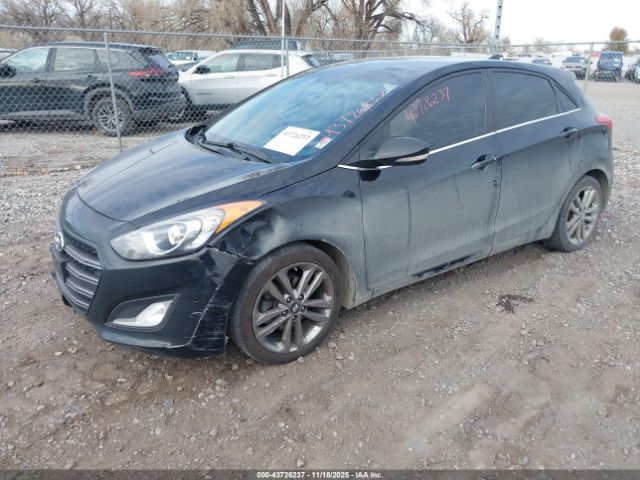 Hyundai ELANTRA Image 10