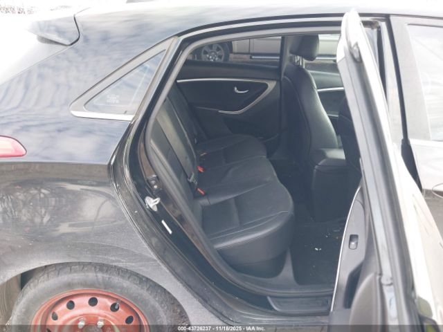 Hyundai ELANTRA Image 5