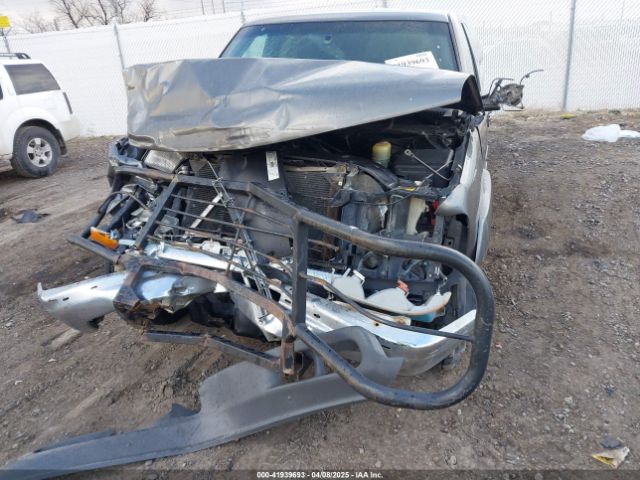 Chevrolet Silverado 1500 Ls Image 10