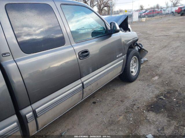 Chevrolet Silverado 1500 Ls Image 12