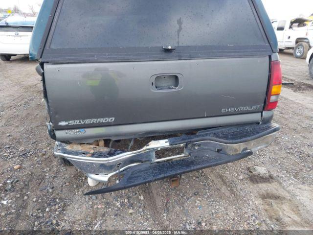 Chevrolet Silverado 1500 Ls Image 13