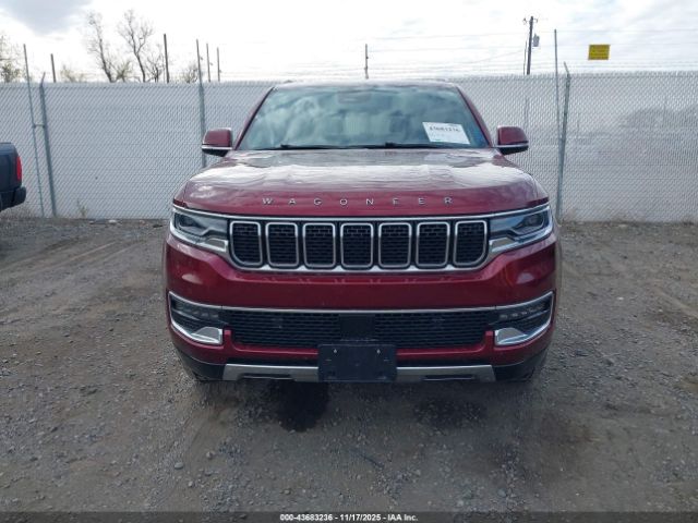 Jeep Wagoneer Series Iii 4x4 Image 2