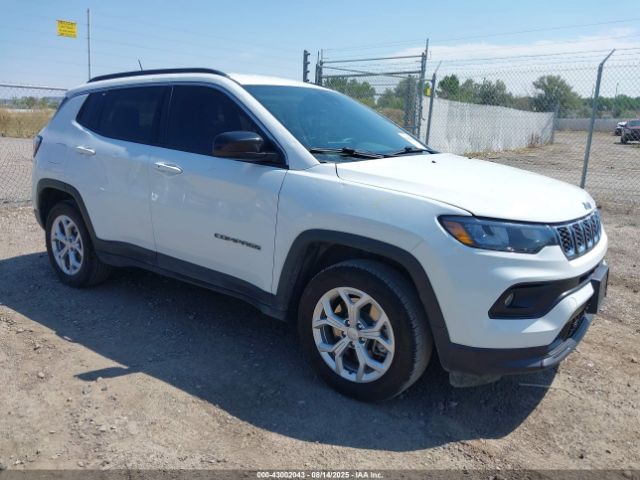 Jeep Compass Latitude 4x4 Image 1