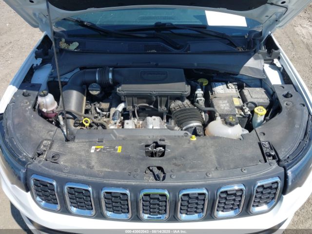 Jeep Compass Latitude 4x4 Image 13