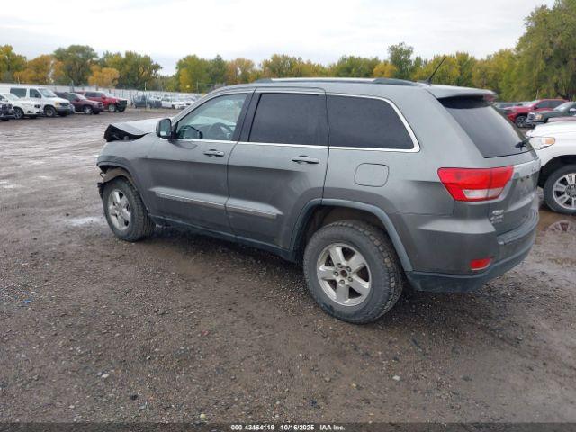 Jeep Grand Cherokee Laredo Image 4