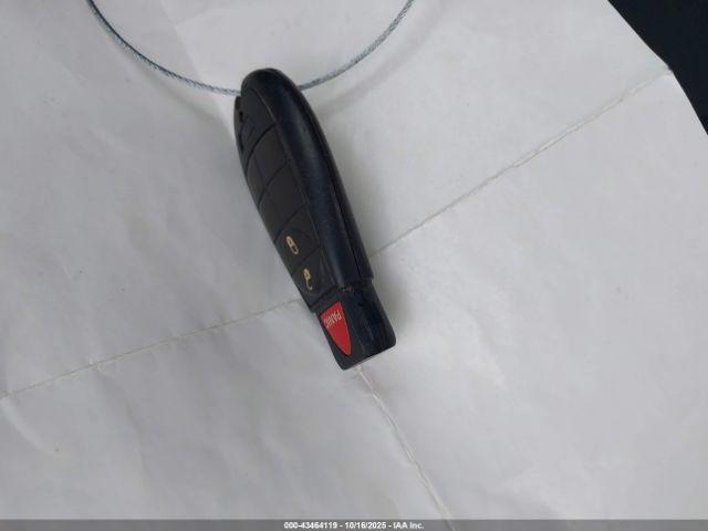 Jeep Grand Cherokee Laredo Image 9