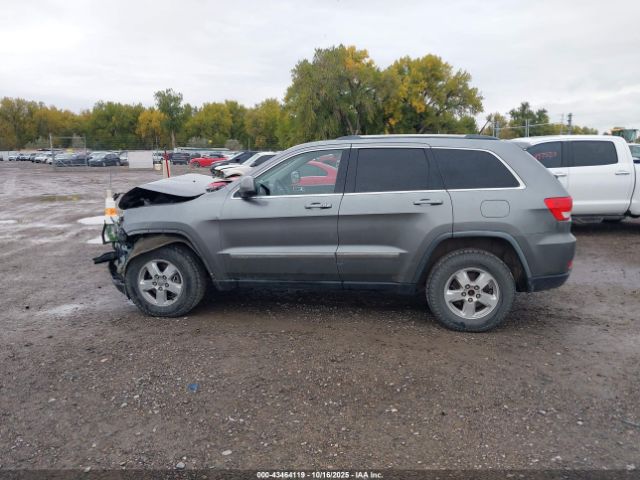 Jeep Grand Cherokee Laredo Image 16