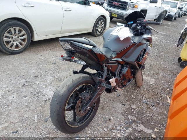 Kawasaki Ex650 R Image 6