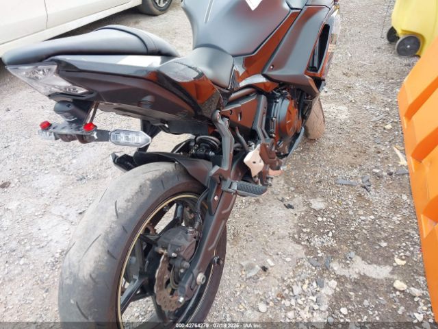 Kawasaki Ex650 R Image 14