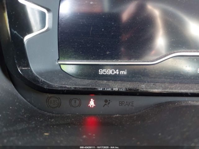 GMC Yukon 4wd Denali Image 5