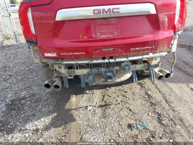 GMC Yukon 4wd Denali Image 3