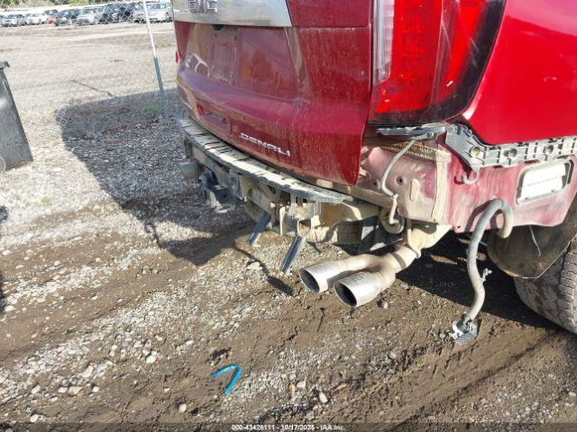 GMC Yukon 4wd Denali Image 20